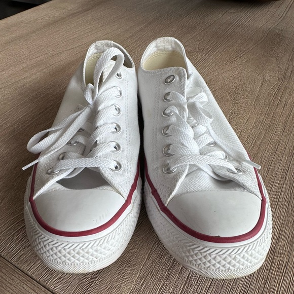 Converse Chuck Taylor All-Star Canvas Low-
Top Sneakers White Women's 9 - Picture 5 of 15